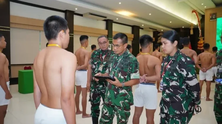 Kasdam Udayana Pimpin Sidang Parade Caba PK