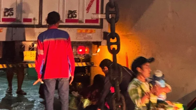 Warga Gilimanuk Tewas Tergencet Truk di Kapal