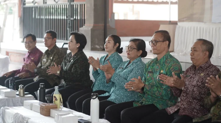 TP PKK Bali Gelar Aksi Sosial di Karangasem