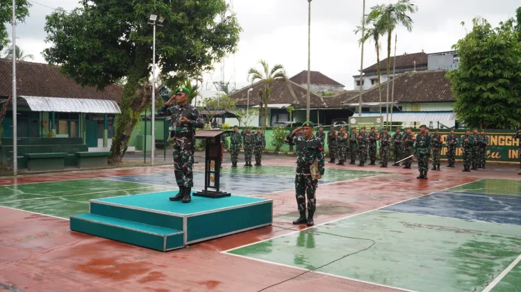 Kodim Klungkung Tegaskan Disiplin Lewat Upacara Mingguan