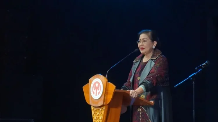 Putri Koster: Krisis Penenun Muda Ancam Masa Depan Endek Bali