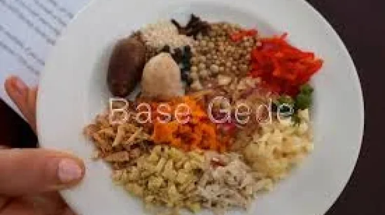 Base Gede sebagai Khasanah Kuliner Bali Menempati Posisi yang tak Tergantikan