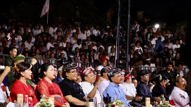 Koster-Giri Prasta Resmi Buka Bulan Bung Karno VIII
