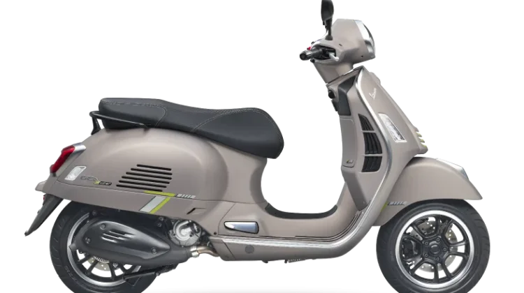 The New Vespa GTS 250 Super Tech, Tawarkan Harga Terjangkau tanpa Pajak Barang Mewah