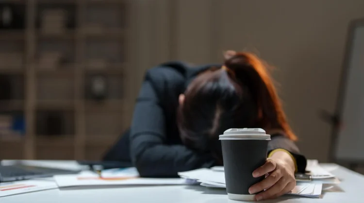 Burnout dan Hilangnya Harmoni dalam Dunia Kerja Modern