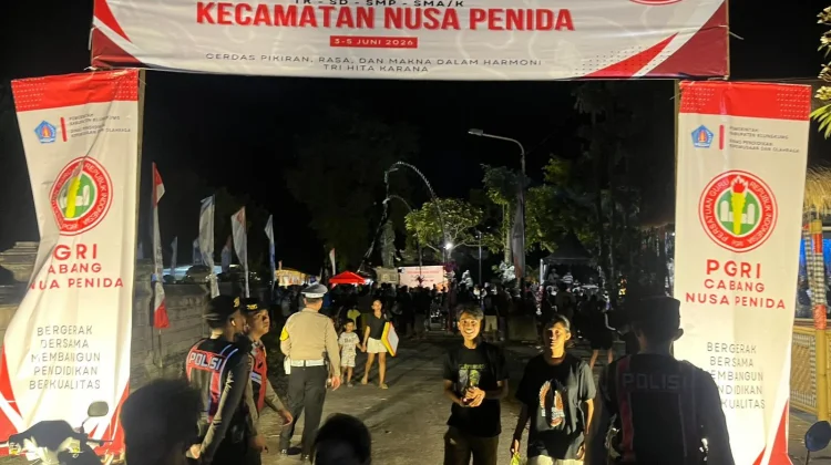 Polsek Nusa Penida Amankan Pameran Pendidikan PGRI