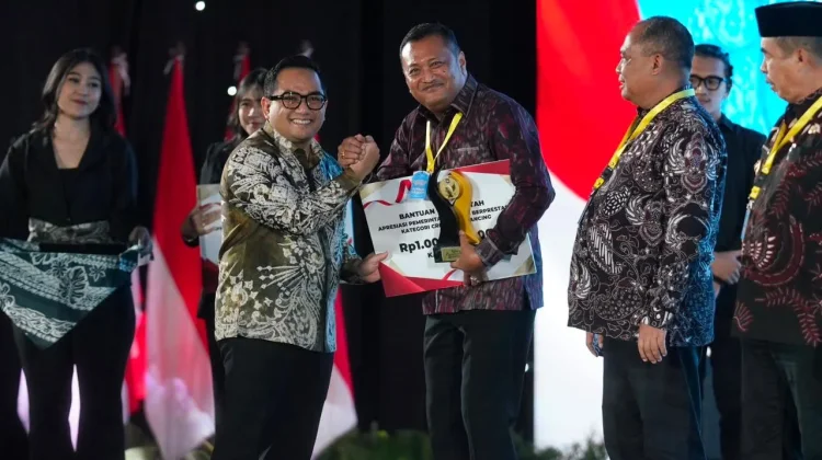 Gianyar Borong Dua Penghargaan dan Insentif dari Kemendagri