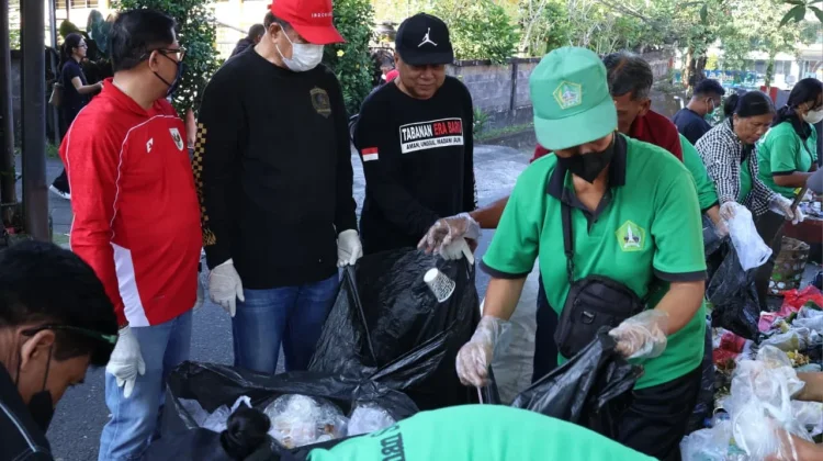 Hari Lingkungan Hidup Sedunia, Pemkab Tabanan Gelar Aksi Resik Sampah
