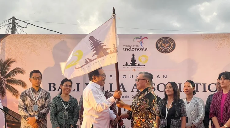 Turun Gunung, Ismoyo Soemarlan Nakhodai Bali Villa Association