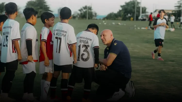 Bali United Academy Dikunjungi Dirtek PSSI Alexander Zwiers