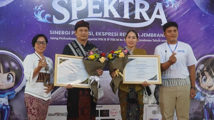 BKKBN Bali Kukuhkan Ayah Bunda GenRe Jembrana, Bupati Ajak Remaja Berani Bermimpi
