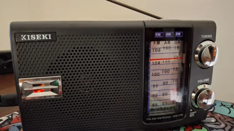 Radio Jaga Kesehatan Otak Masyarakat