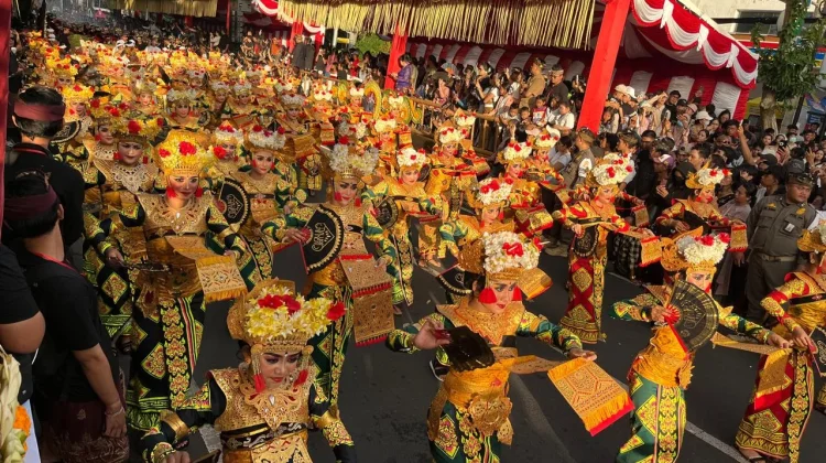 Gubernur Koster Lepas Peed Aya Pesta Kesenian Bali XLVIII Tahun 2026