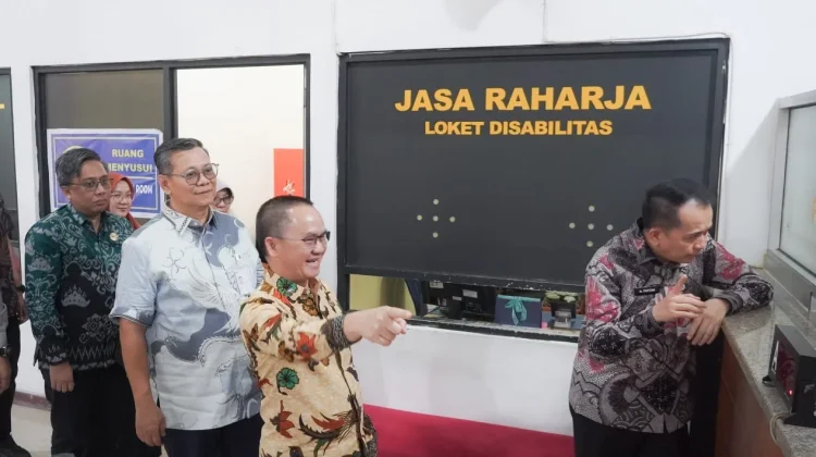 Direktur Operasional Jasa Raharja Tinjau Samsat Rajabasa