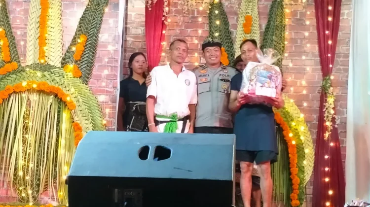 Bhabinkamtibmas Desa Bakas  Amankan Kegiatan Hiburan Hari Raya Galungan