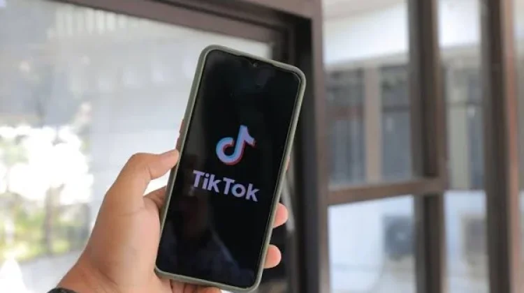 Algoritma TikTok Perluas Jangkauan hingga UMKM dan Lansia