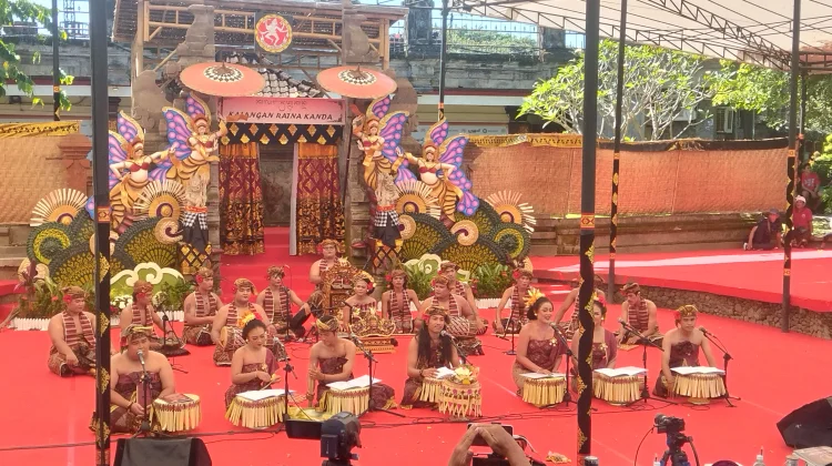 Taman Penasar Badung Memukau Penonton PKB