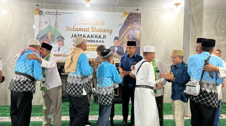 Disambut Sukacita, Puluhan Jamaah Haji Jembrana Tiba dari Tanah Suci