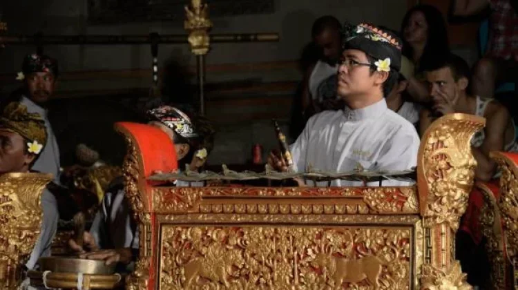 Mengenal Tukang Ugal dan Maestronya