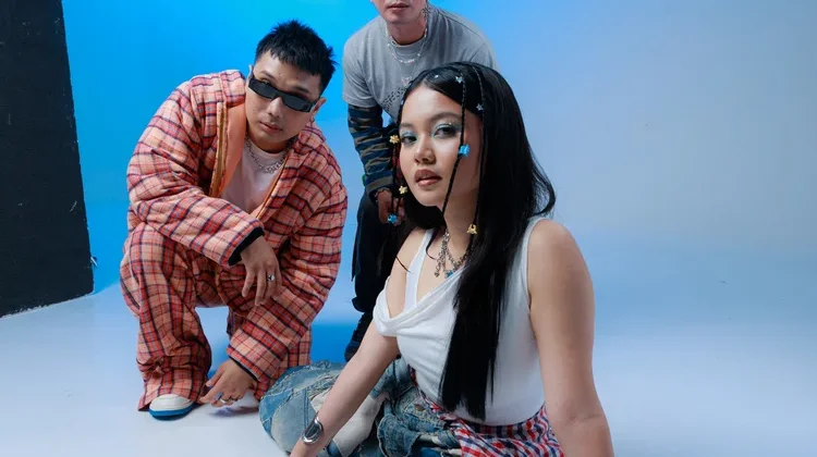 Roni Joni, Rycko Ria, dan Naomi Ivo Rilis "Dopamine (Bukan Haluuu)"