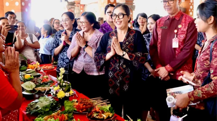 Ny. Rai Wahyuni Sanjaya Dukung Lomba Semarak Bulan Bung Karno VIII 2026