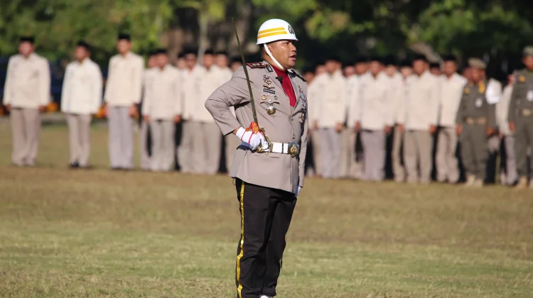 AKBP Ramadhanto Pimpin Upacara Hari Bhayangkara Ke-80 Bali
