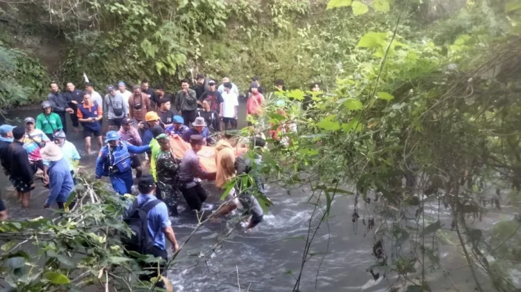Aparat Gabungan Temukan Warga Hilang di Sungai Bubuh