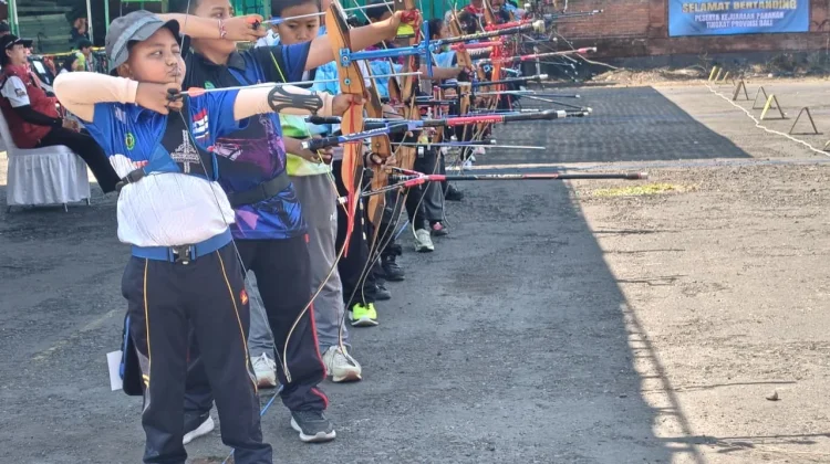 Ratusan Atlet Berkompetisi di Kejurprov Junior Panahan Bali