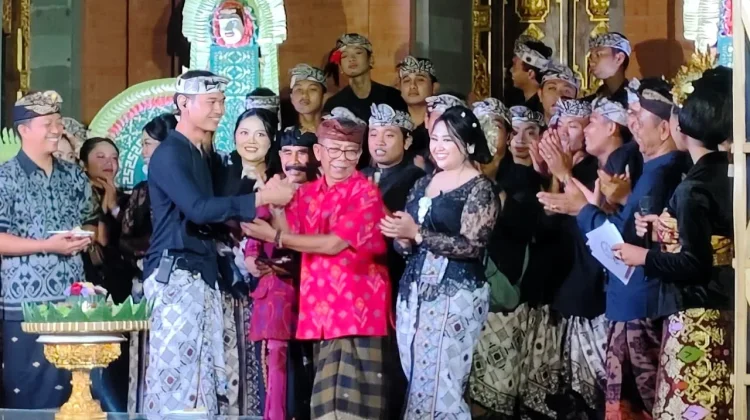 Polsek Dawan bersama Pecalang Amankan Puncak HUT Yowana Gema Pusaka ke-45