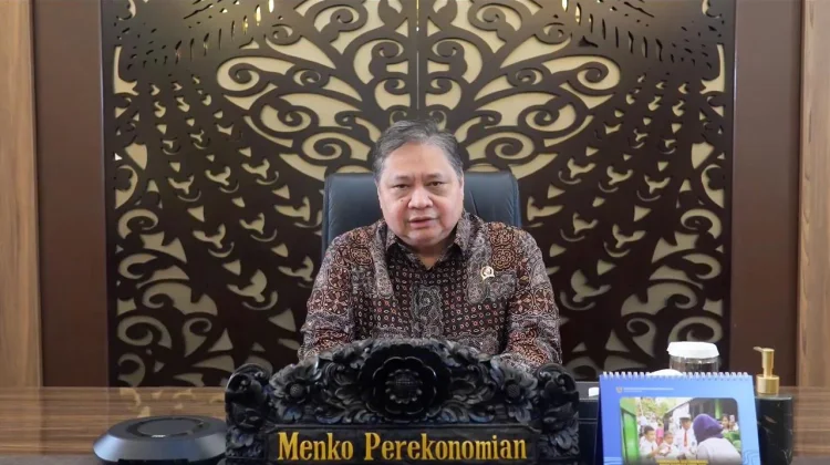 Menko Airlangga Sampaikan Duka atas Wafatnya Rachmat Gobel