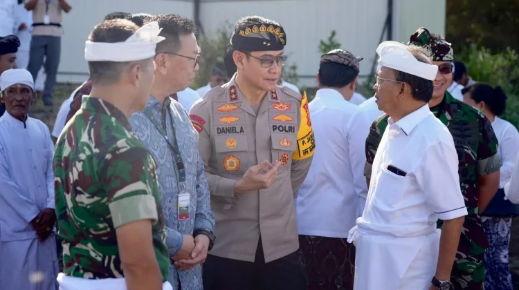 Kapolda Bali Hadiri Peresmian Pembangunan PSEL Desa Pedungan