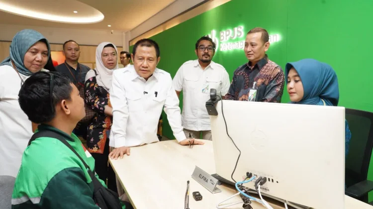 Menko Muhaimin Pastikan Jaminan Sosial Beri Manfaat Nyata