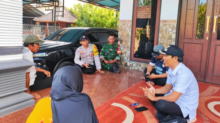 Sosialisasikan Pemilahan Sampah, Petugas Sidak Pelaku Usaha Kuliner Gilimanuk