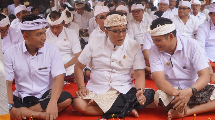 Wagub Giri Prasta Ngupasaksi Karya Agung Ngenteg Linggih Pura Desa Adat Pangyanga