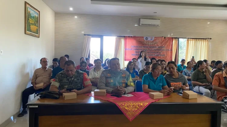 Untab Edukasi Pengelolaan Sampah Berbasis Ekonomi Sirkular di Desa Kediri