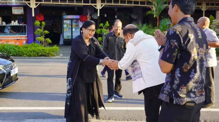 Ny. Putri Koster Saksikan Pergelaran "Sura-Atma" di FSBJ VIII 2026