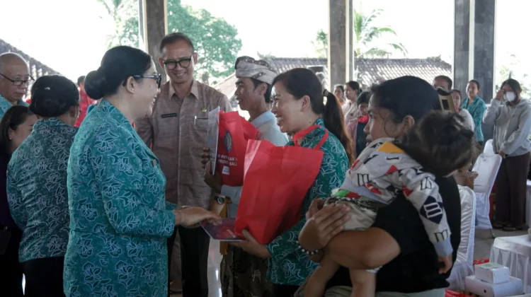 Aksi Sosial TP PKK Prov. Bali Sasar Tiga Kecamatan di Kabupaten Tabanan