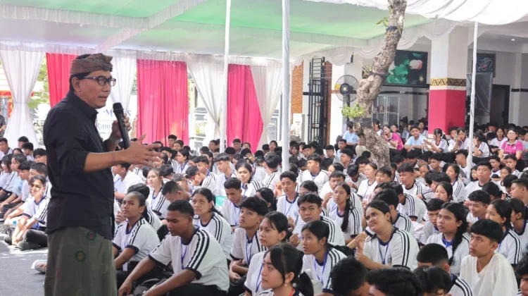 Sekda Eddy Mulya Tekankan Pendidikan Karakter dan Bijak Bermedia Sosial