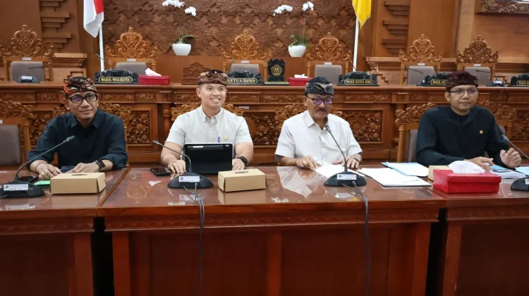 Banggar DPRD dan Pemkot Denpasar Bahas Rancangan KUA-PPAS 2027