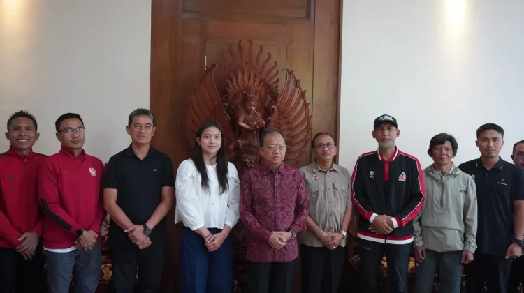 Gubernur Koster akan Wujudkan Wall Panjat Tebing di Pulau Bali
