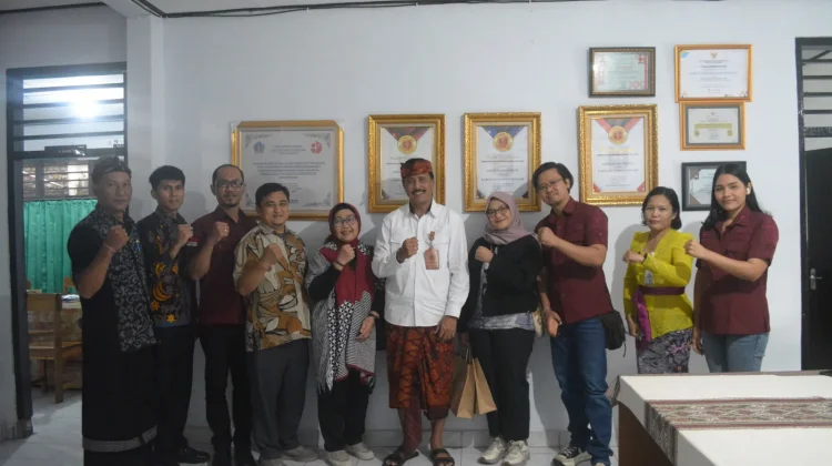 Kemenkum Bali Perkuat Pelindungan Tenun Songket Gelgel