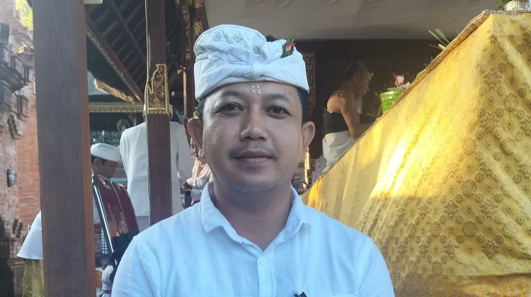 Purnama Sasih Karo, Perkuat Tri Kaya Parisudha
