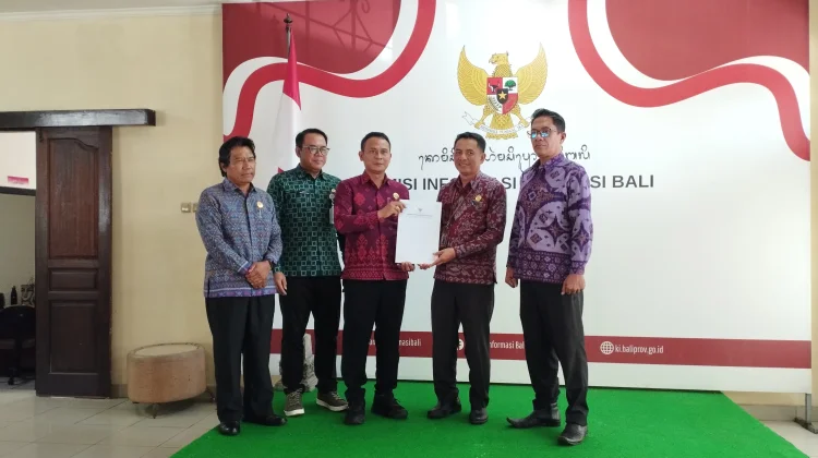 Sidan dan Bona Masuk 16 Desa Transparan se-Bali
