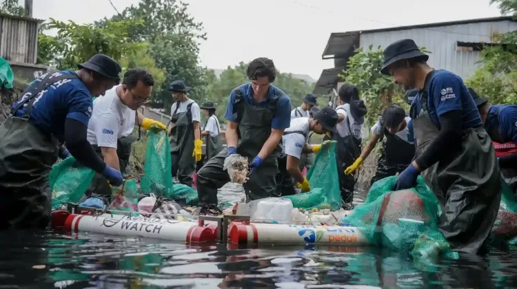 Plastik Sekali Pakai Dominasi Sampah Sungai di Bali