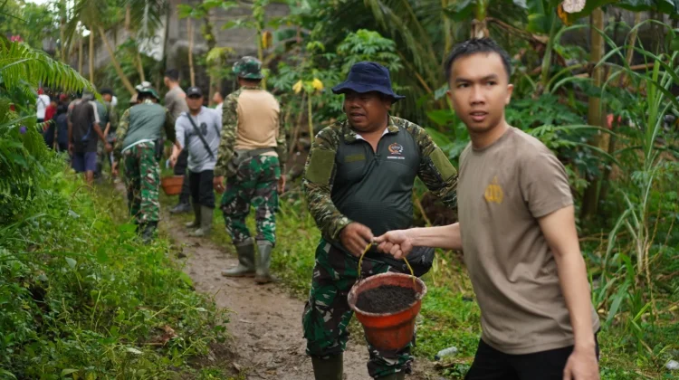 Gotong Royong Percepat Pembangunan Jembatan Garuda Desa Getakan