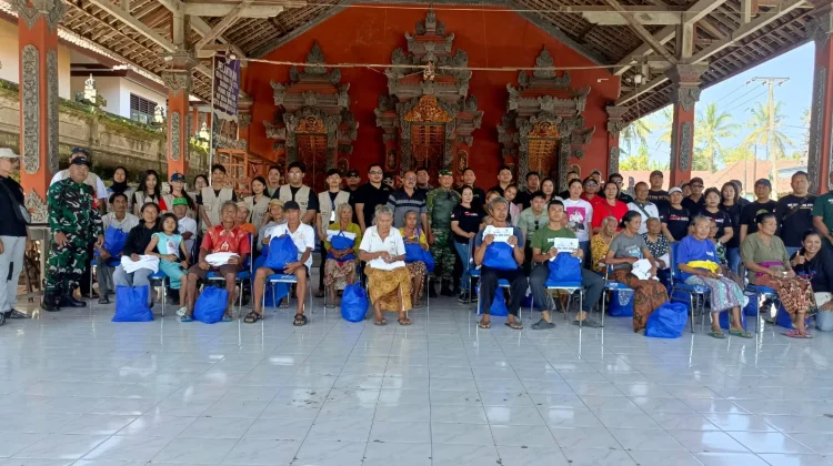 Kodim Klungkung Salurkan Bantuan Sosial bersama Yayasan Satu Hati