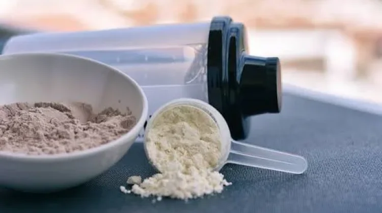 Apa Itu Whey Protein? Kenali Manfaat dan Cara Konsumsinya