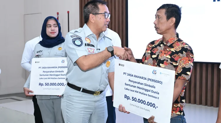 Jasa Raharja Serahkan Santunan kepada Ahli Waris Korban KM Mutiara Sentosa II