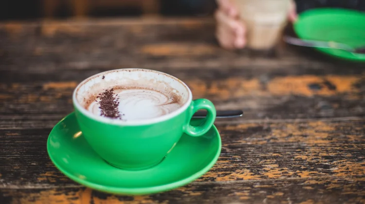Pesona Cappuccino: Dari Asal-usul Biara Italia hingga Menjadi Ikon Kopi Dunia
