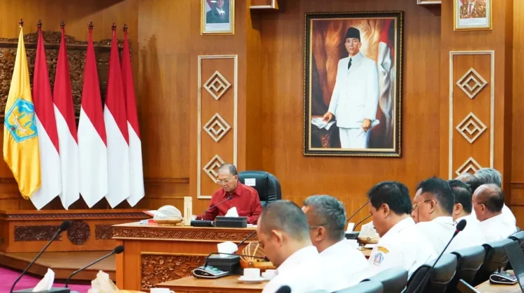 Hotel, Villa, Restaurant, Mall di Bali Wajib Gunakan PLTS Atap